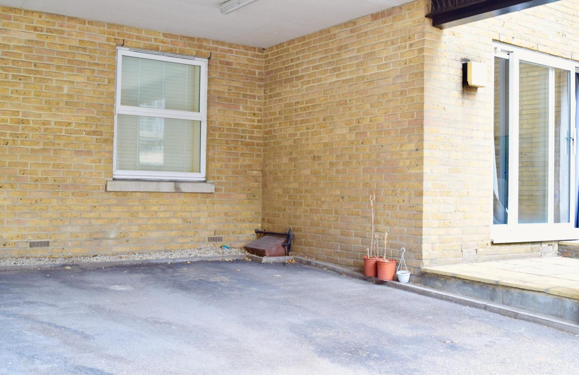 Stylish And Homely 4 Bedroom In East Londen